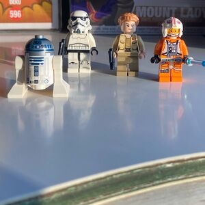 LEGO Star Wars Minifigure Collection - Blue, White, Orange